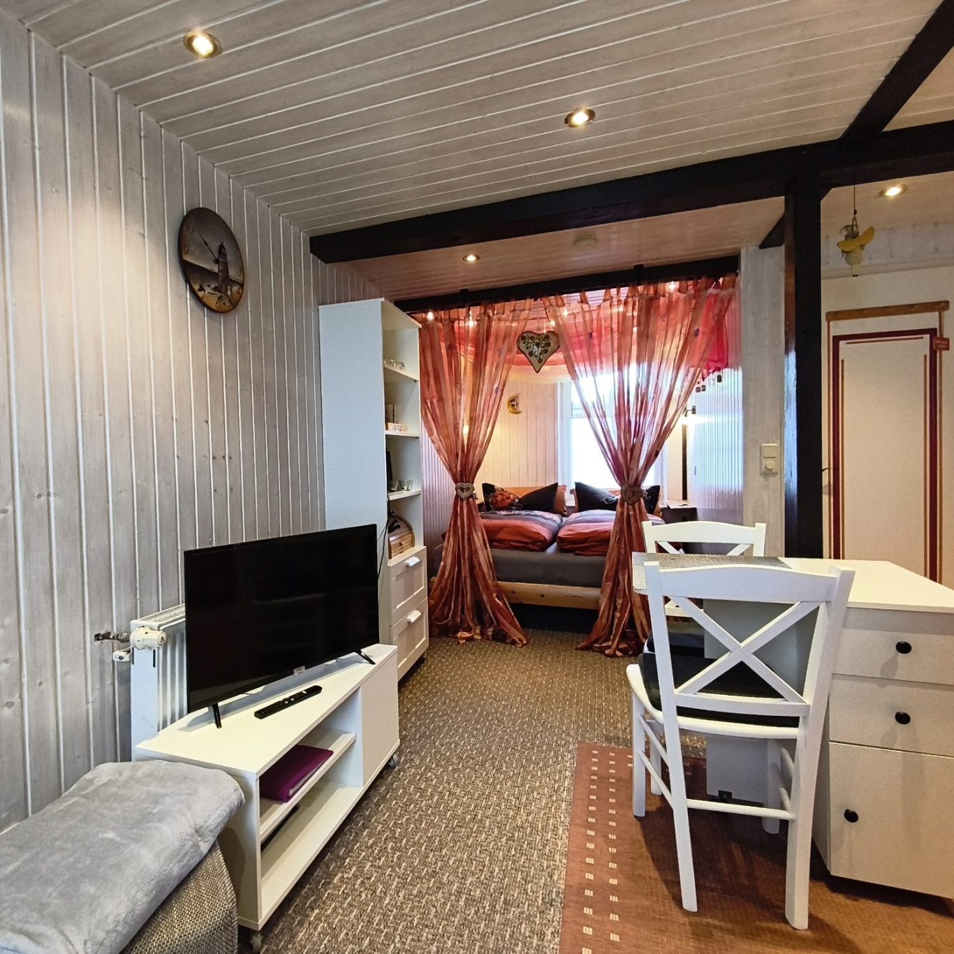 Verwöhnwochenende auf Rügen Doppelzimmer mit Himmelbett auf Rügen